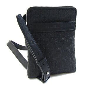 SALVATORE FERRAGAMO Black Leather Shoulder Bag